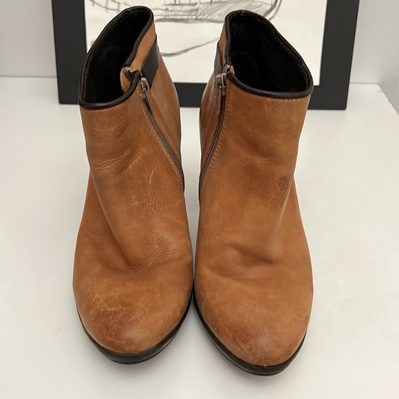 V-Italia Sonia 1113 Light Brown Leather Ankle Boots. Women’s Size 8. - Picture 3 of 14